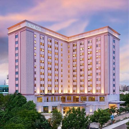 Vivanta Ahmedabad Sg Highway Eksteriør bilde