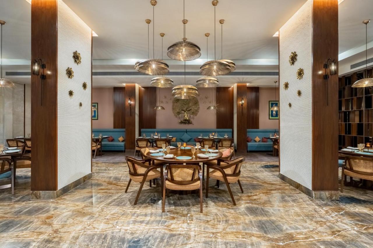 Vivanta Ahmedabad Sg Highway Eksteriør bilde